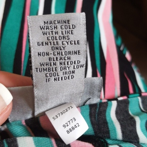 Catherines plus deep v-neck midi dress, multicolor, stretchy, flowy - 1X  18/20W - Picture 6 of 6